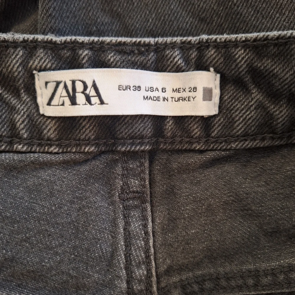 Zara Black Embellished Rhinestone Vintage Style Jeans Sz 6 *U - Picture 4 of 8